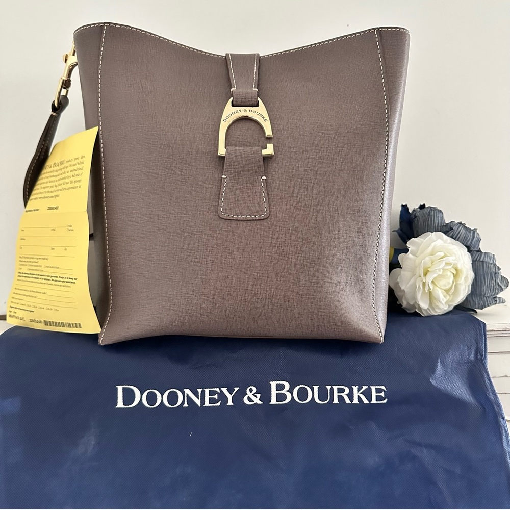 NWOT Dooney & Bourke Brynn